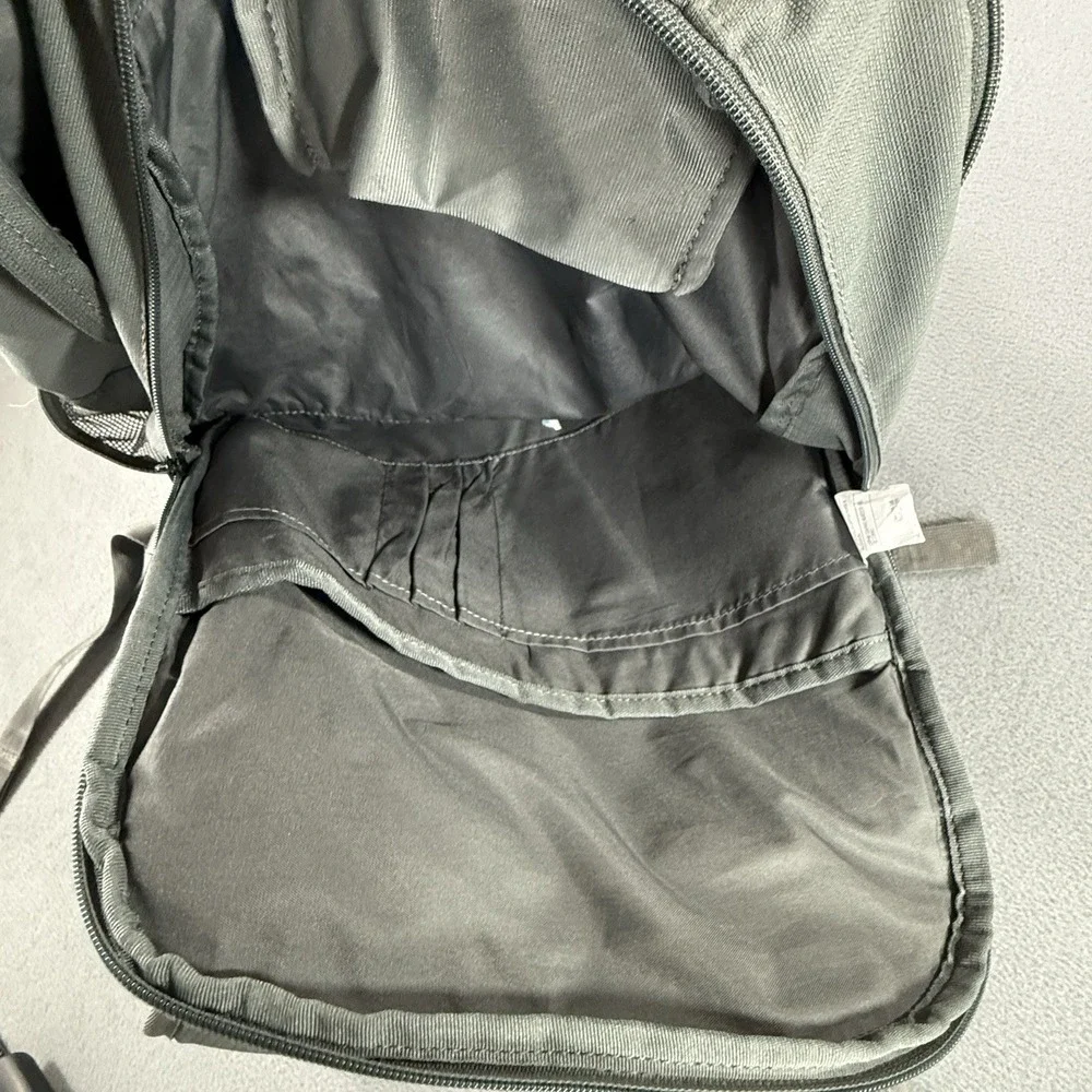 Nike Brasilia 9.5 Gym Training Extra Large Backpack 30L BA5959-010 Gray XL